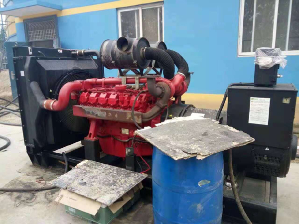 龙马潭关于柴油发电机组水箱污垢的产生与清理