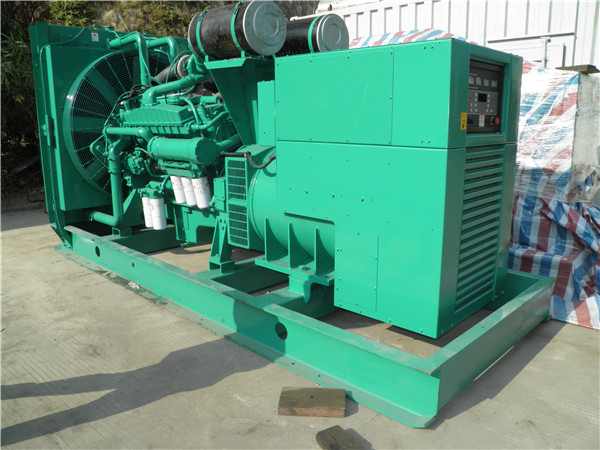 龙马潭出租发电机-进口柴油发电机组与国产柴油发电机组的区别
